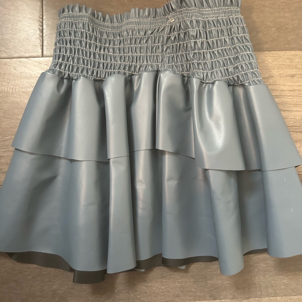 Chic Gray Tiered Mini Skirt
